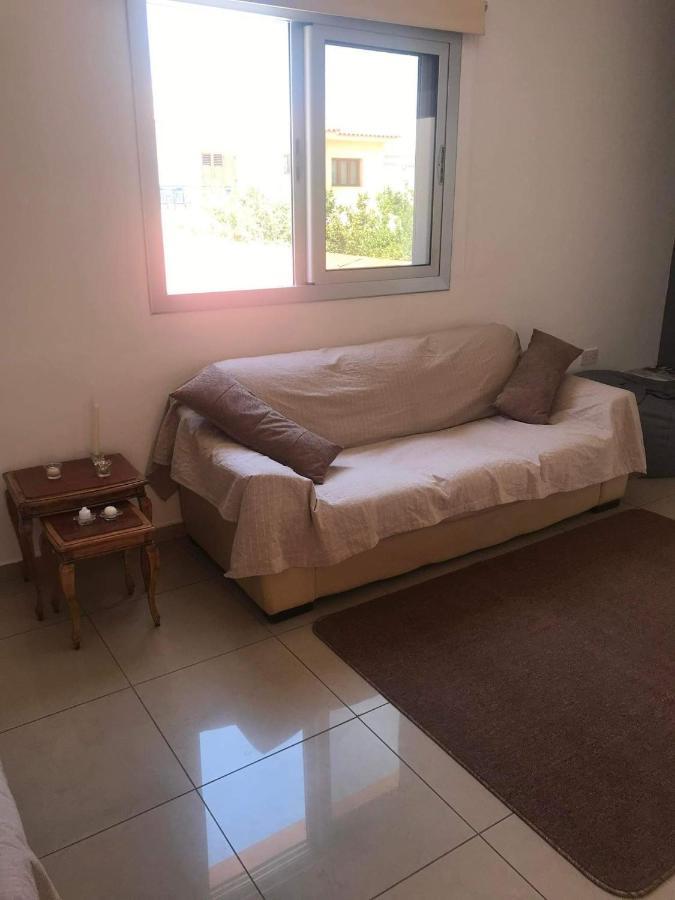 Andris Apartment Paralímni Eksteriør bilde